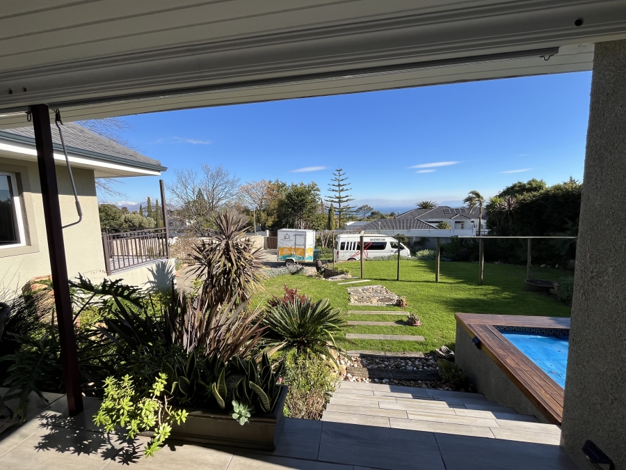 3 Bedroom Property for Sale in Helena Heights Western Cape